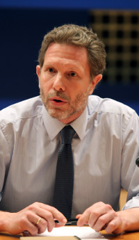 geroulanos545