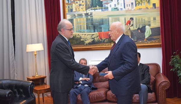 papoulias953