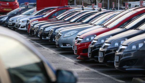 athens-kinisi-traffic-teli-car-sales