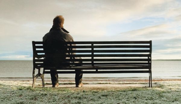 monaxiaskynews-loneliness-opinion_4183170