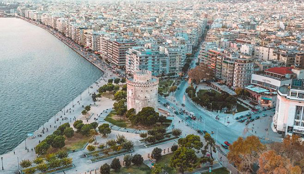 2-thessaloniki_and_the_white_tower_from_above-1