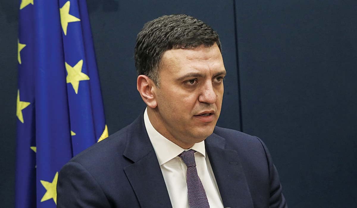 Β. Κικίλιας