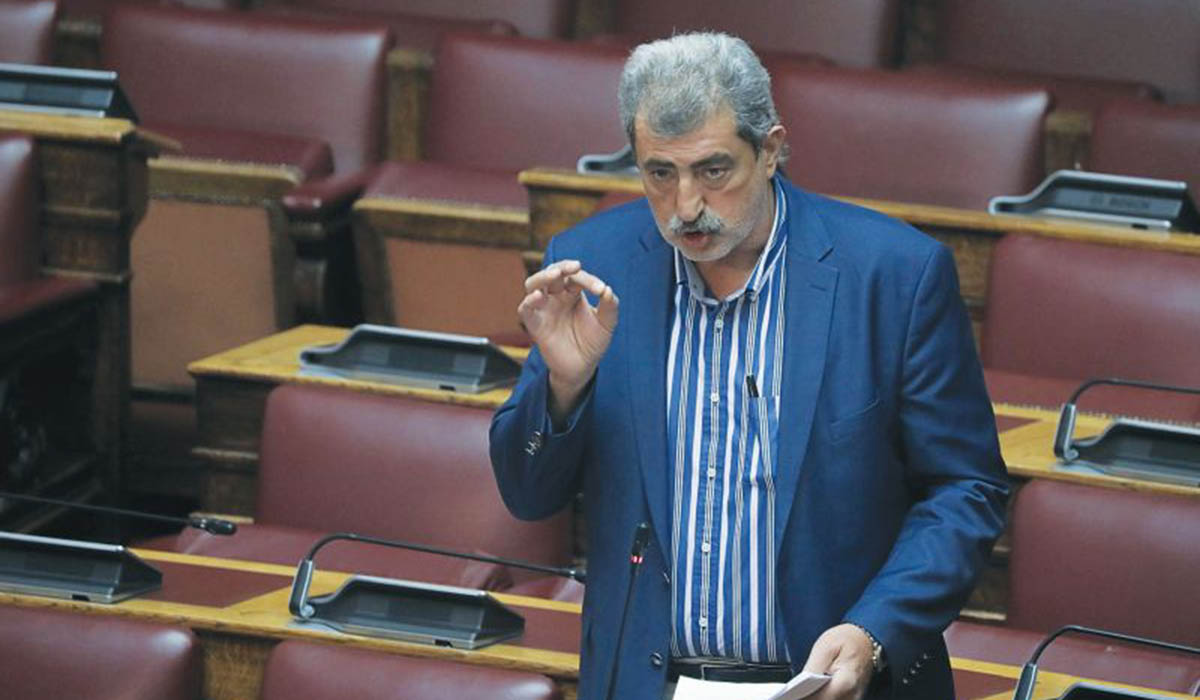 Ο Π. Πολάκης σαμποτάρει τα εμβόλια…και τον Τσίπρα