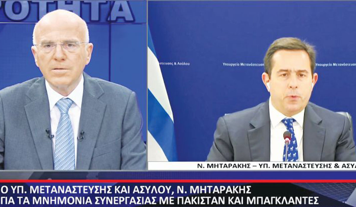 Μηταράκης: Πανηγυρίζει για τις ορδές μεταναστών