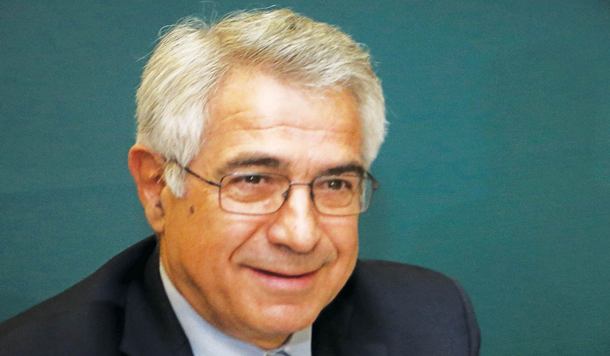 Παρακολουθήσεις: Σε άλλη γραμμή ο Καρχιμάκης