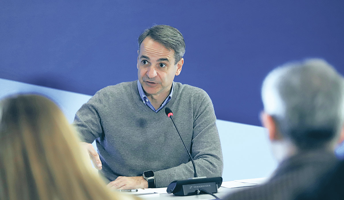 Εμπαιγμός Μητσοτάκη: Βρείτε τα με τα… κοράκια