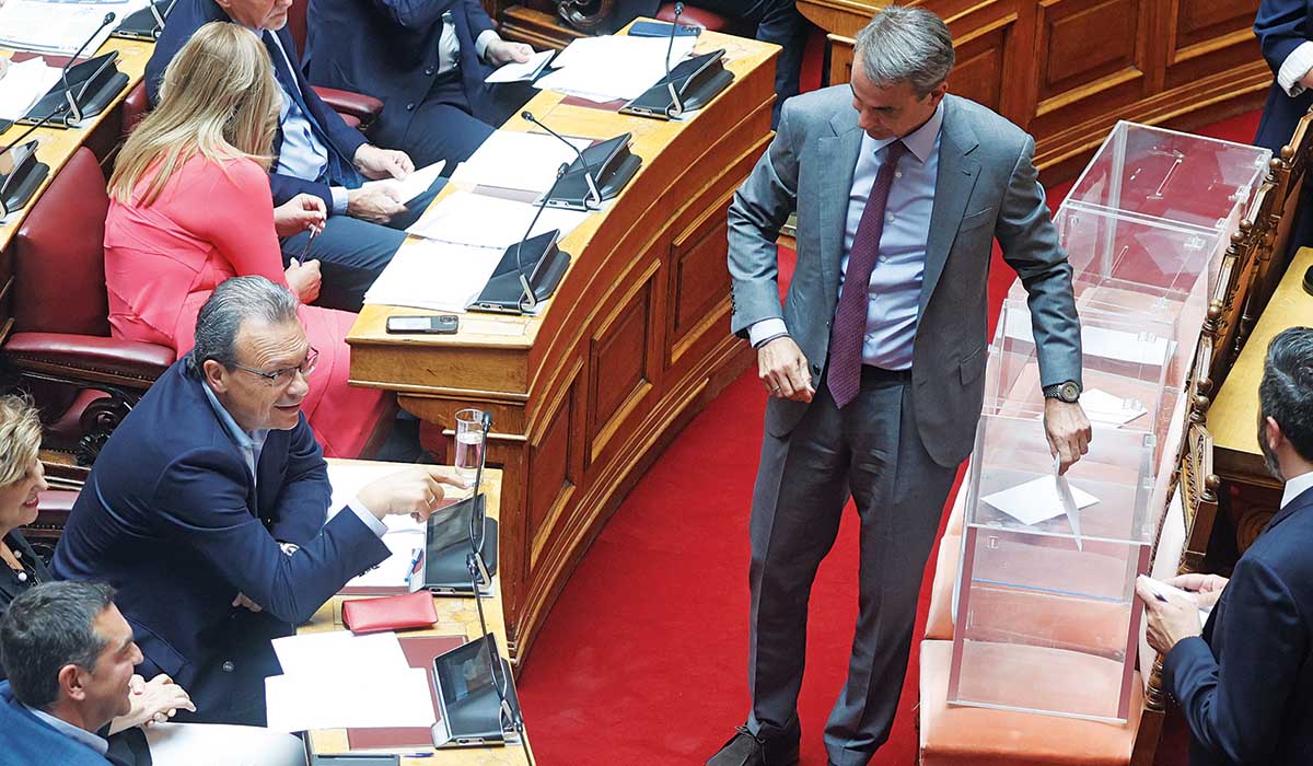 «Κολοβό» το νέο προεδρείο της Βουλής