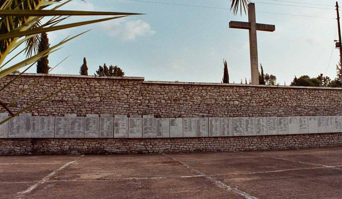 Νέα κυκλοφορία από τις εκδόσεις Πελασγος: Ὁ ἀρνητικός χαρισματικός καβαλάρης τοῦ ΕΑΜ
