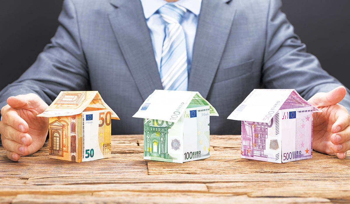 Τα funds εκβιάζουν δικαστικούς επιμελητές