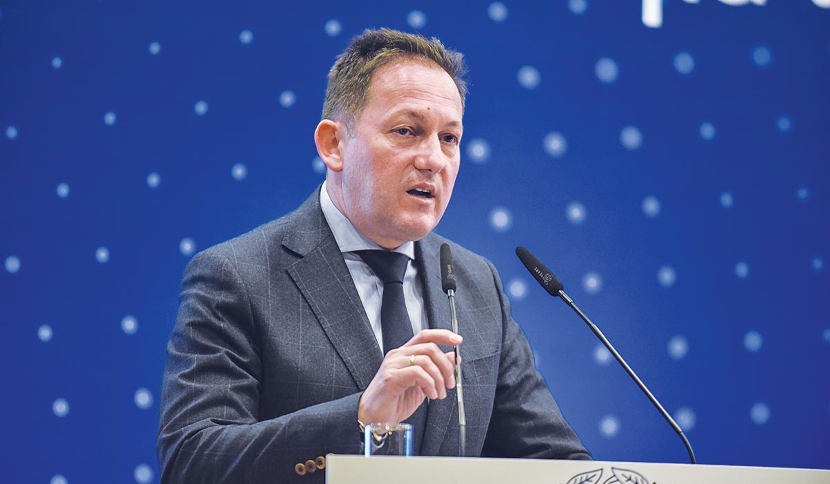 Αθλιότητες και από Πέτσα στους επιστήμονες: «Βλέπω πολιτικοποίηση του Αστεροσκοπείου Αθηνών»