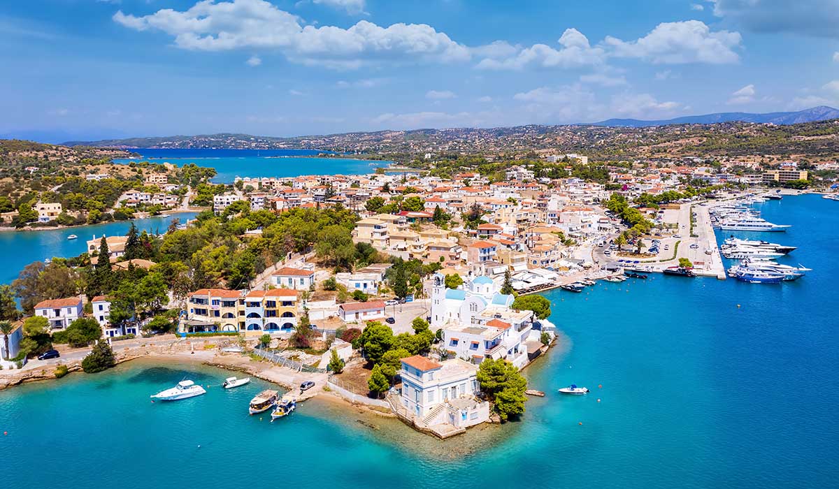 Περίεργη σπουδή από ΤΑΙΠΕΔ να πουλήσει φιλέτο 700 στρ. στο Πόρτο Χέλι