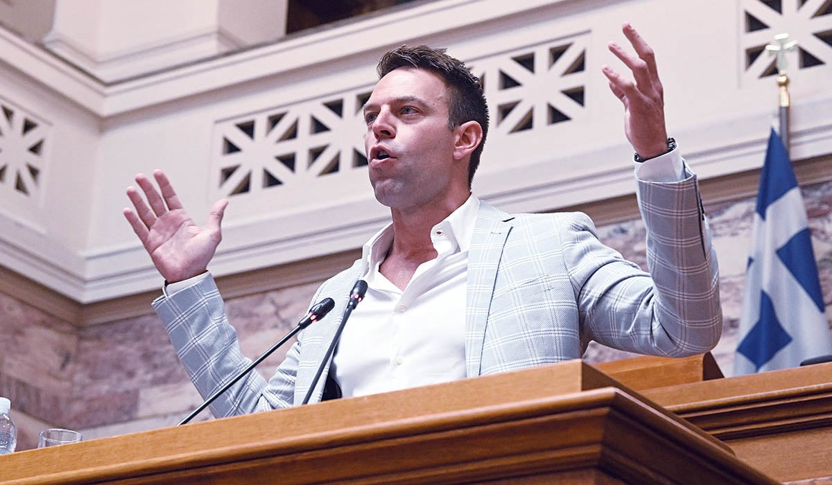 Επιχείρηση αλλαγής ατζέντας!