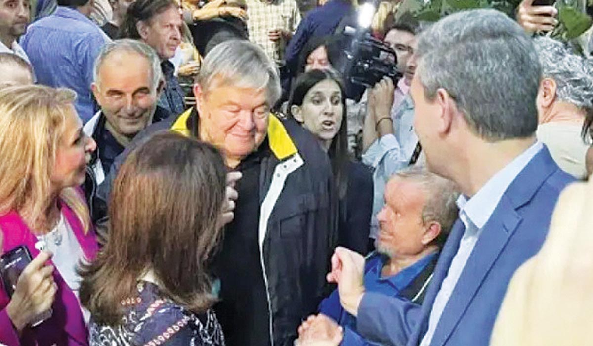 Επανεμφάνιση Βενιζέλου! Συνεχάρη τον Αγγελούδη για τη νίκη του