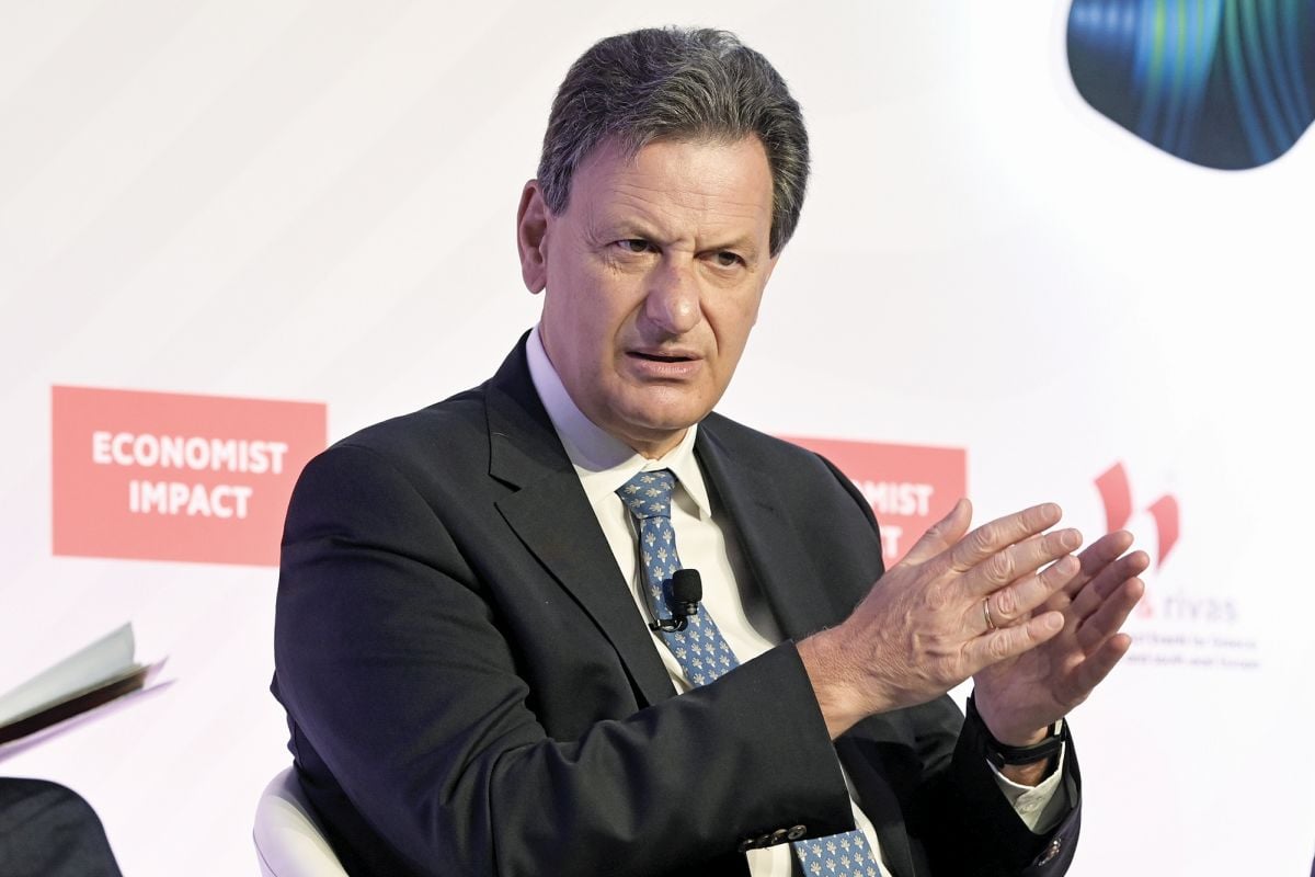 Θλιβερή υποταγή Σκυλακάκη στους Αζέρους