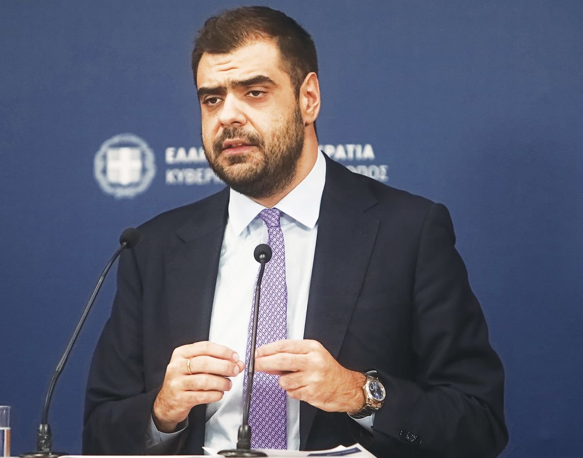 Η κυβέρνηση σύρθηκε στην παραδοχή του σκανδάλου!