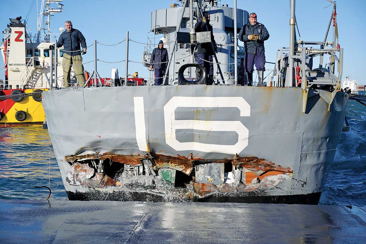 Ντροπή! Ανεμοι και αδιαφορία πήγαν να βυθίσουν το «Βέλος»!