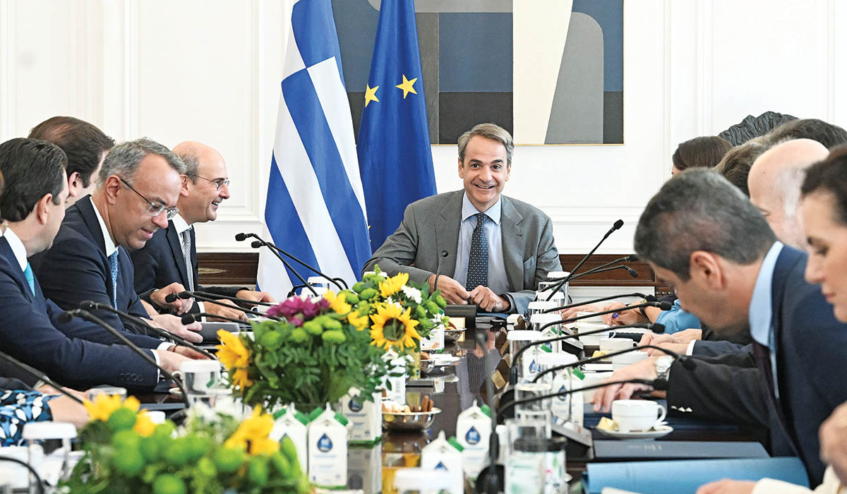 Χρέη 5.500.000 € για το υπ. συμβούλιο του Μητσοτάκη!