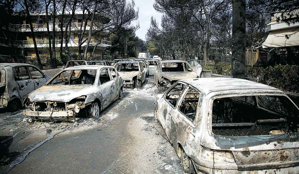 Μάτι: Μπάχαλο με τις ευθύνες