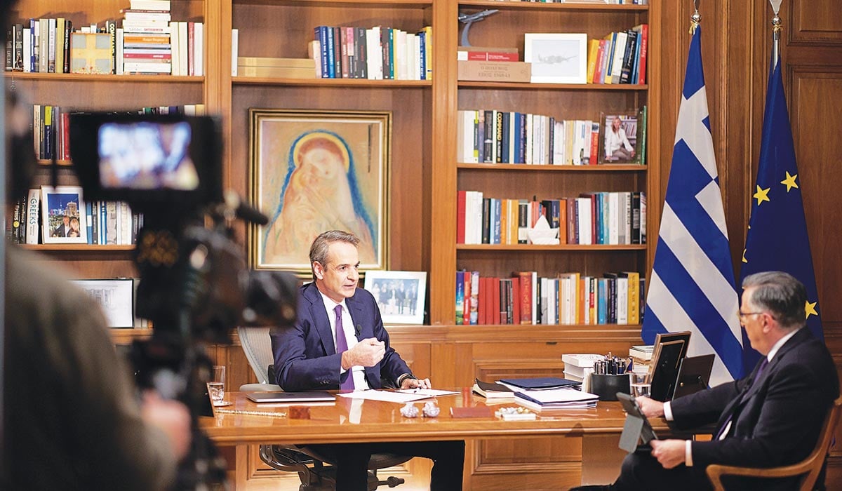 O Κυριάκος έχασε τη μισή Κ.Ο. για τον γάμο των γκέι!