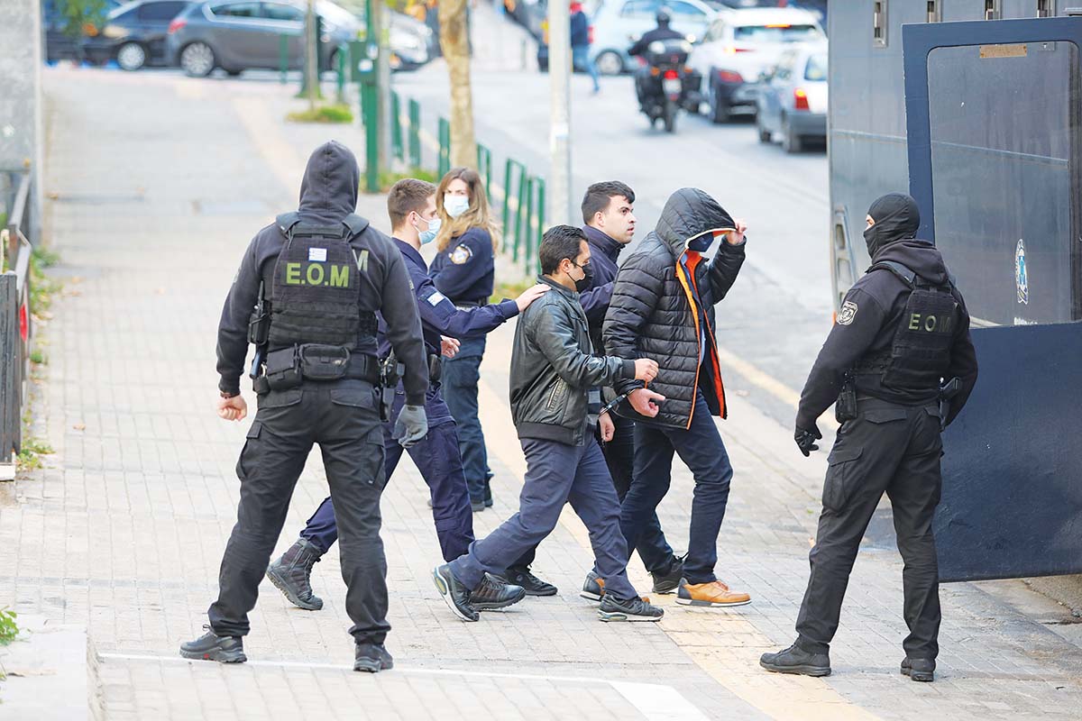 Στη δίκη του Μίχου δικάζεται η 12χρονη;