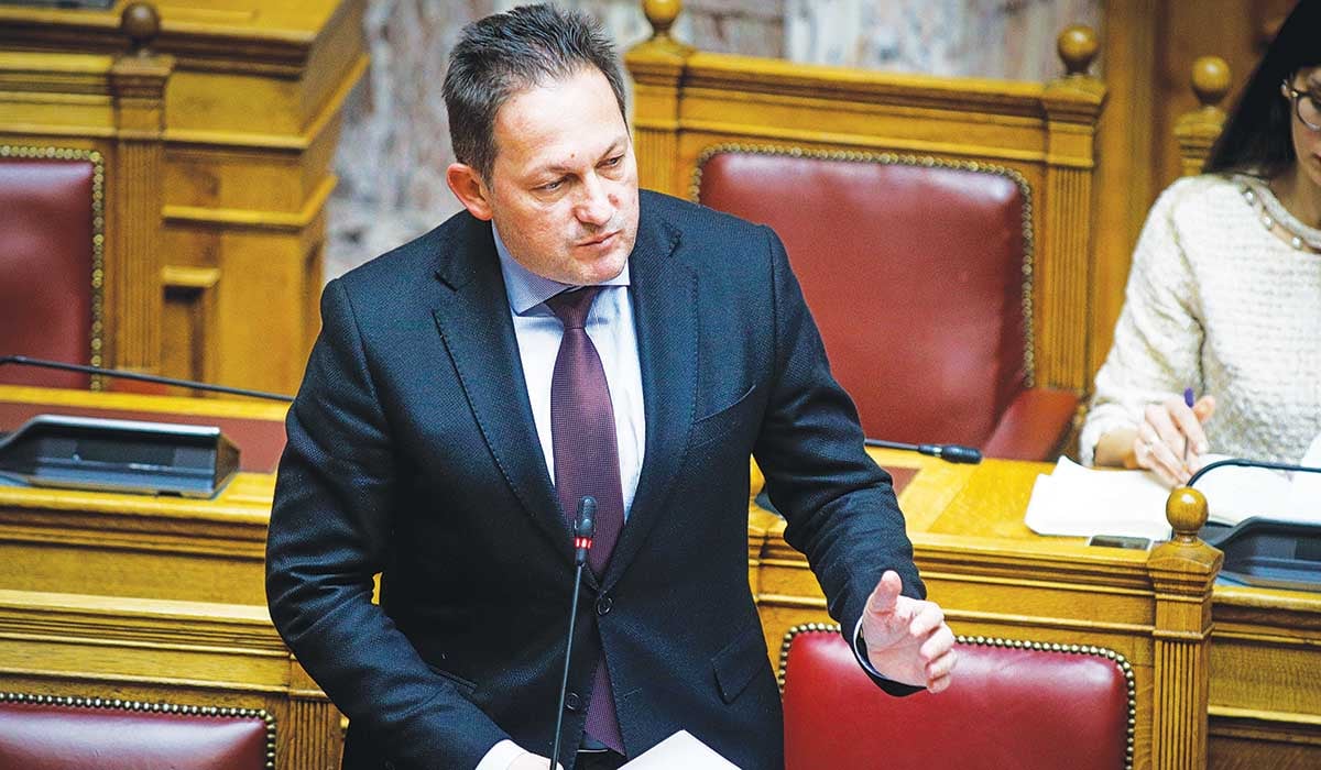 Η λίστα της ντροπής και της παρανομίας