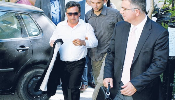 Ο Βίκτωρ που ήθελε να φτάσει στον ήλιο και (τελικά) «κάηκε»