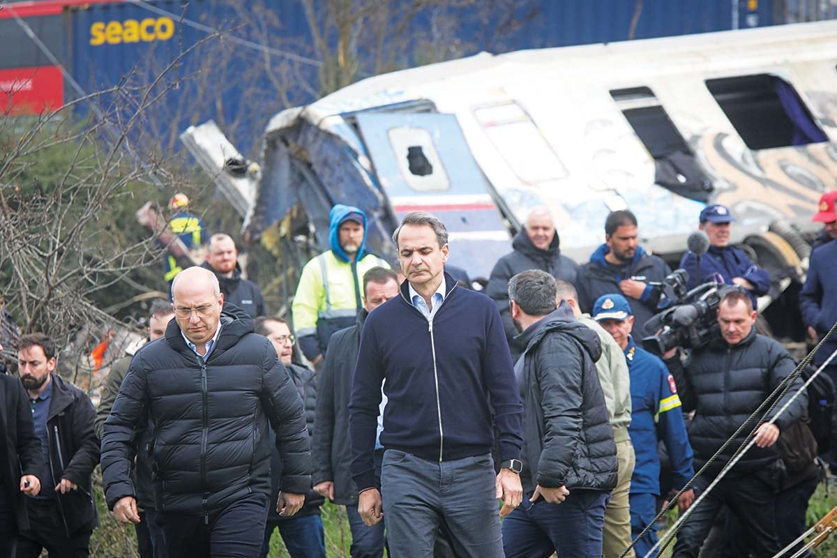 Προκαλεί ο Κυριάκος για το μπάζωμα και τα χημικά