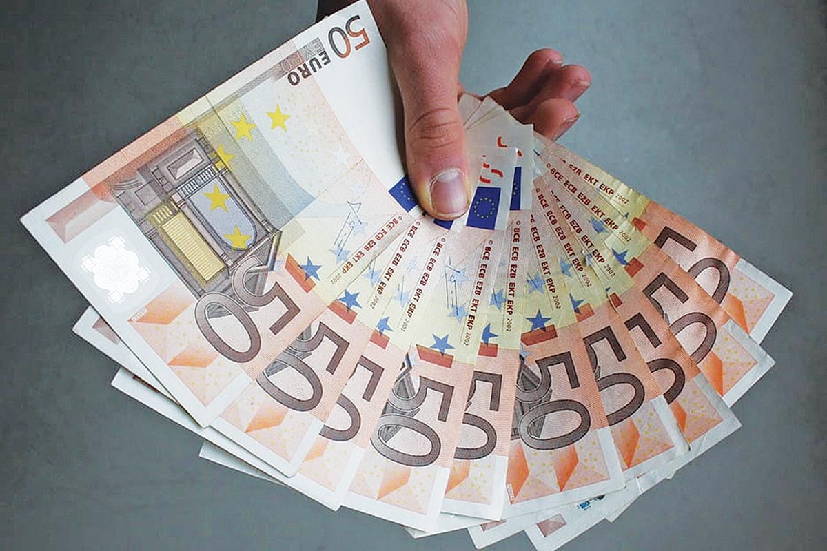 Αυξάνονται οι καταγγελίες για τη μη καταβολή των τριετιών
