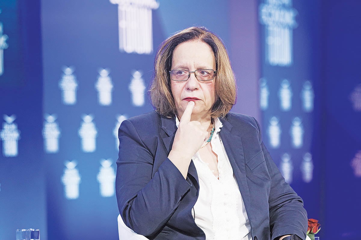 Γ. Χαρβαλιάς: Δεν σας πιστεύουμε, κυρία Αδειλίνη!