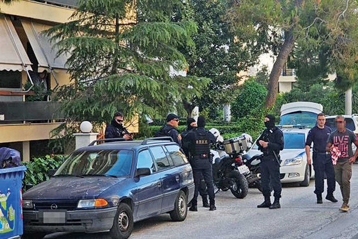 Η γειτόνισσα έσωσε τη ζωή της 21χρονης στη Γλυφάδα