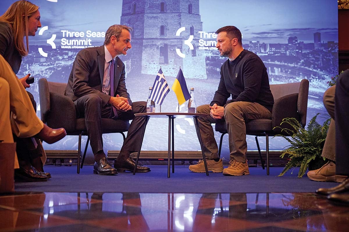 Νέες υποσχέσεις σε Ζελένσκι