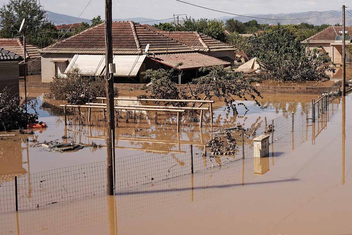 115 οικογένειες από τον Βλοχό ζητούν μετεγκατάσταση
