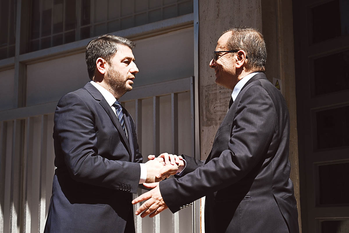 Η  ΕΥΠ επιμένει να μην ενημερώνει το ΠΑΣΟΚ