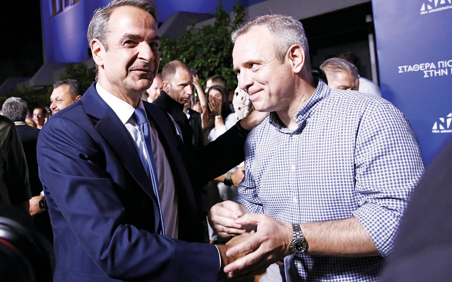 Μαξίμου: Πανικός μετά το χαστούκι των ευρωεκλογών