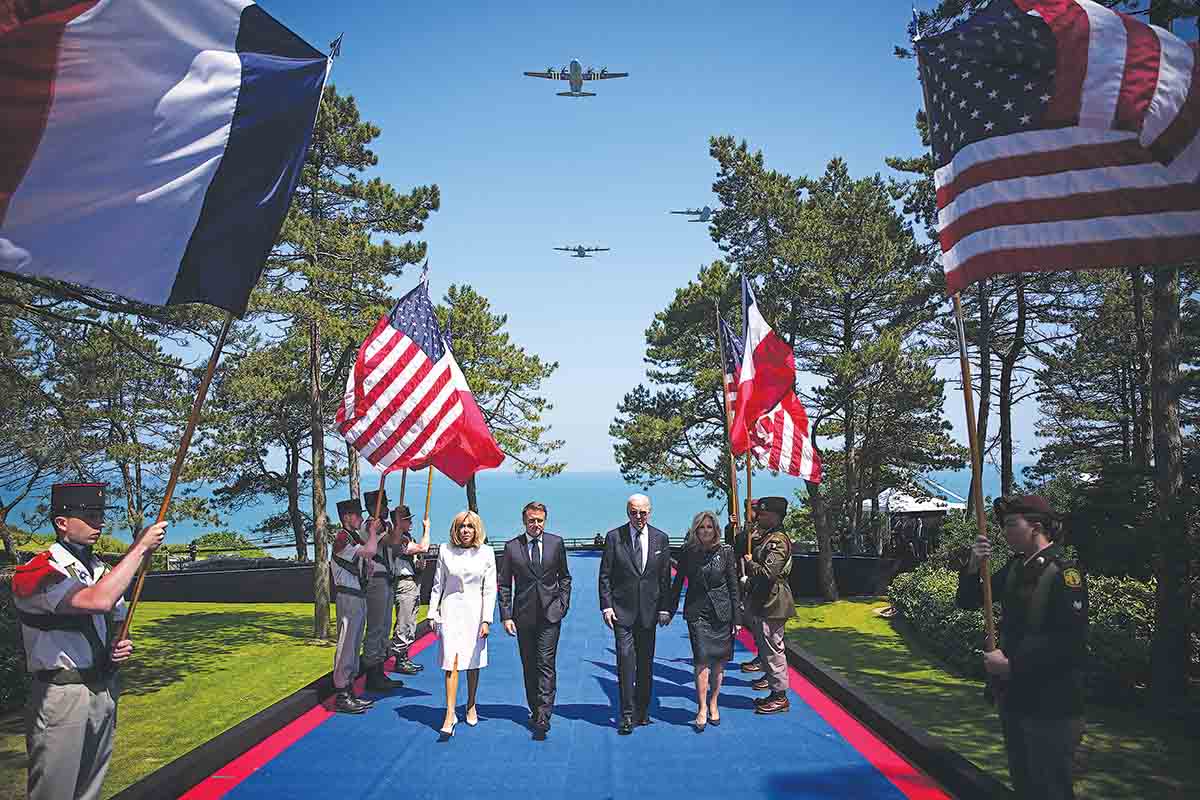 D-Day: Πολεμικές ιαχές κατά της Ρωσίας