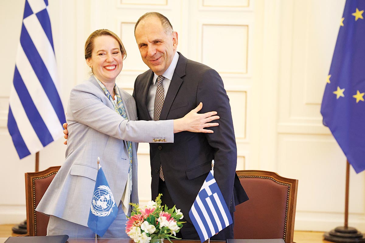Παχιά λόγια για το Μεταναστευτικό!