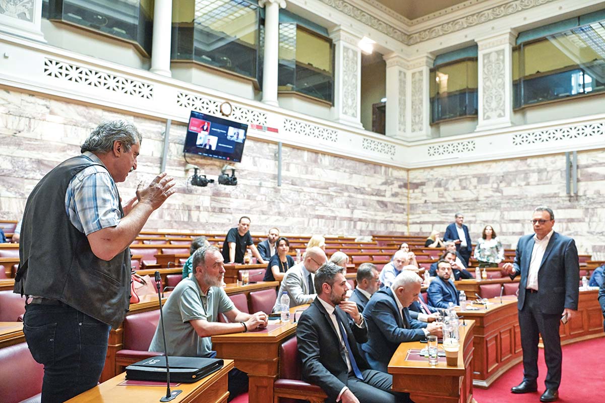 Φάμελλος: «Παύλο, δεν ανήκεις πλέον εδώ»