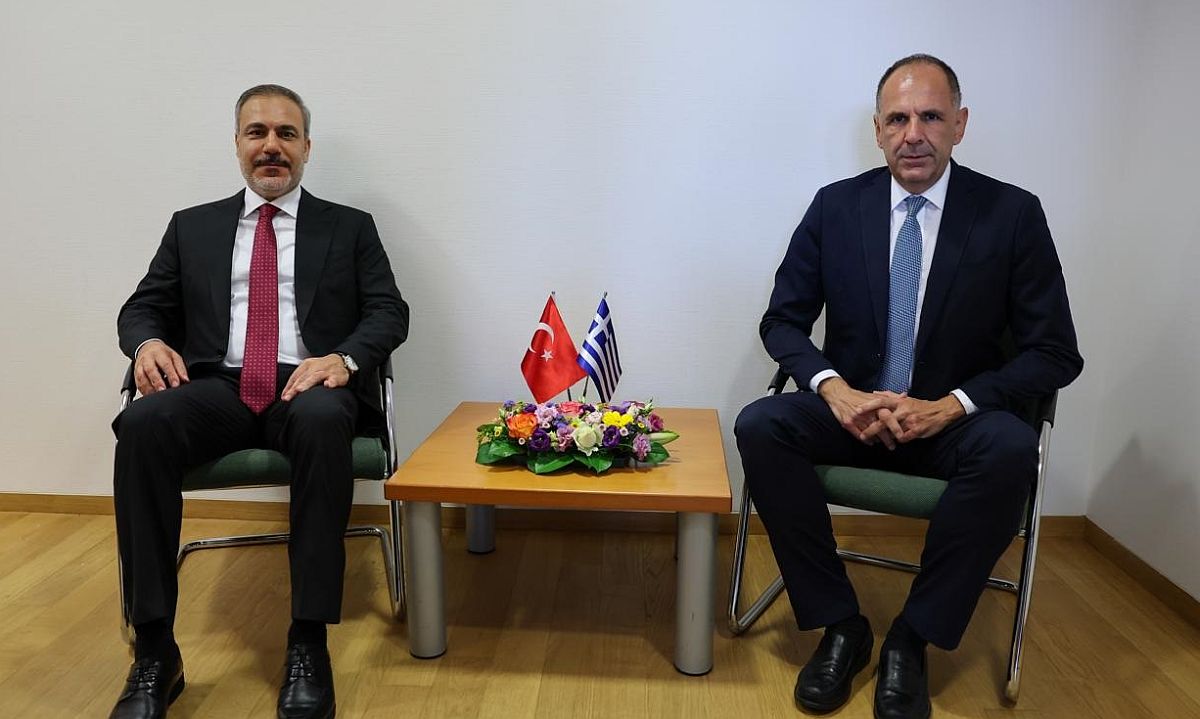 «Γην και ύδωρ» στην Τουρκία για ήρεμα νερά στο Αιγαίο!