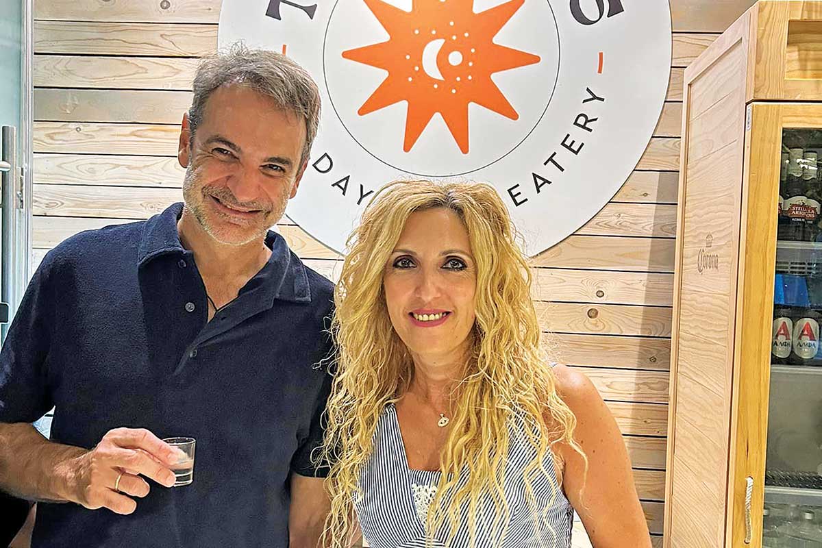 Τίποτα δεν χαλάει τις διακοπές του Κυριάκου
