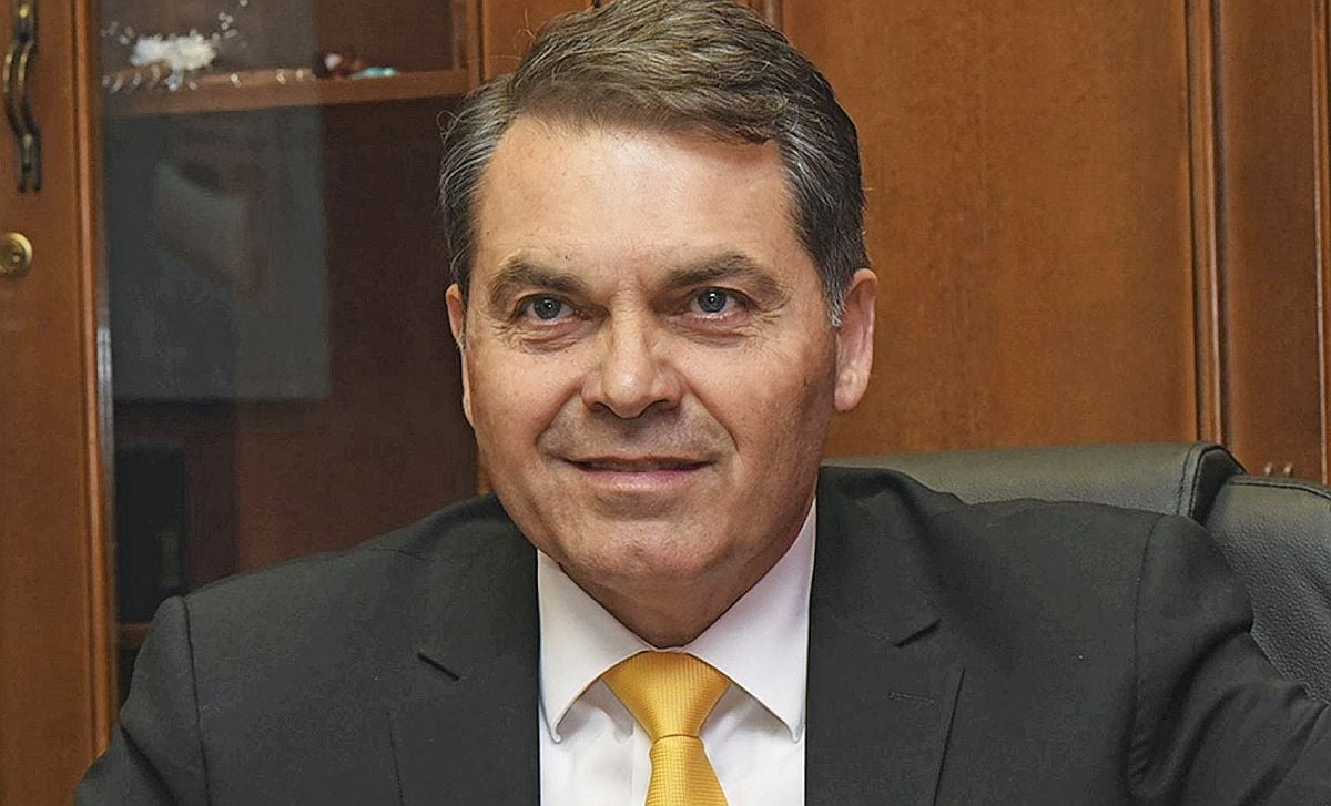 Ο Δημήτρης Καμπόσος έφυγε από τη ΝΔ καταγγέλοντας τη μετάλλαξή της