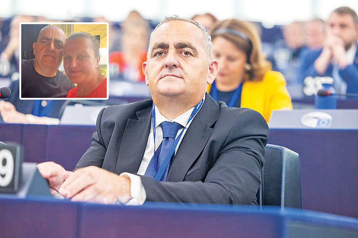 Φρέντης Μπελέρης: Γιορτάζει η Χειμάρρα με το βλέμμα στην Αθήνα