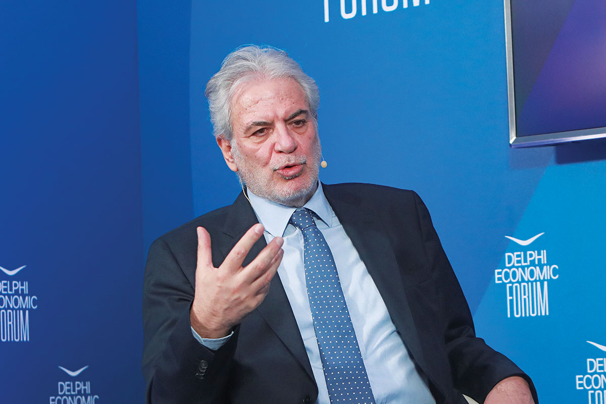 Οργή κατά Στυλιανίδη για τη διακοπή δρομολογίων σε Σίκινο και Ανάφη