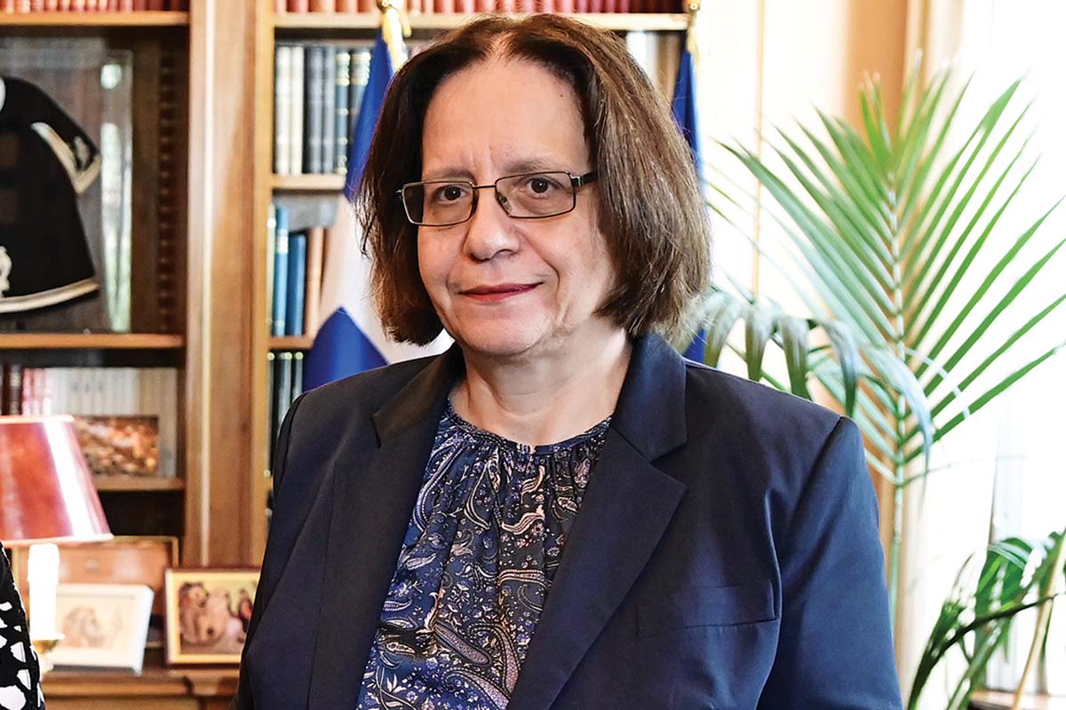 Η Αδειλίνη ζητεί κατεπείγουσα έρευνα για τα «χαμένα» βίντεο