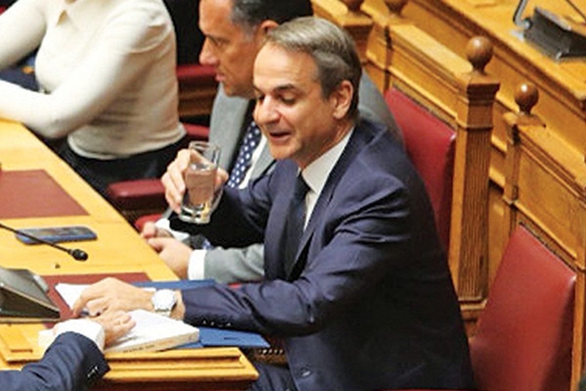Κόντρα Κυριάκου-Ανδρουλάκη