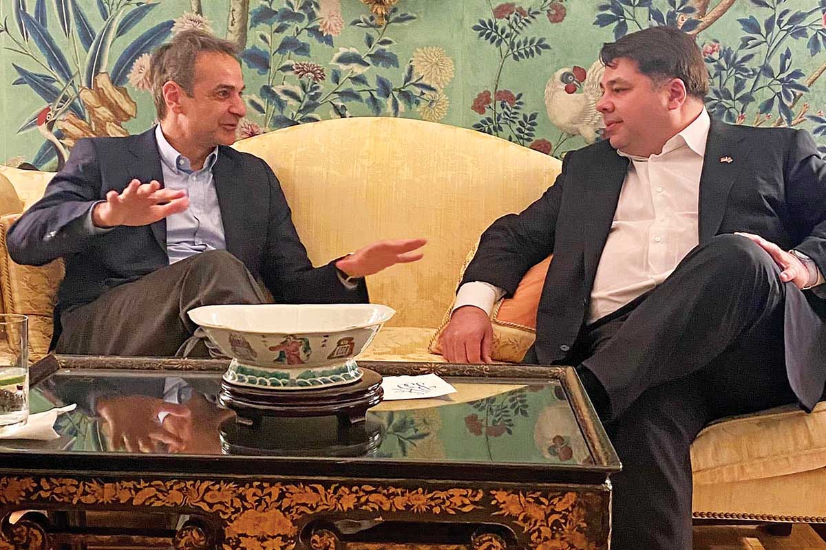Αλ. Τάρκας: Η νέα φαρσοκωμωδία «επαφών» με τον Τραμπ