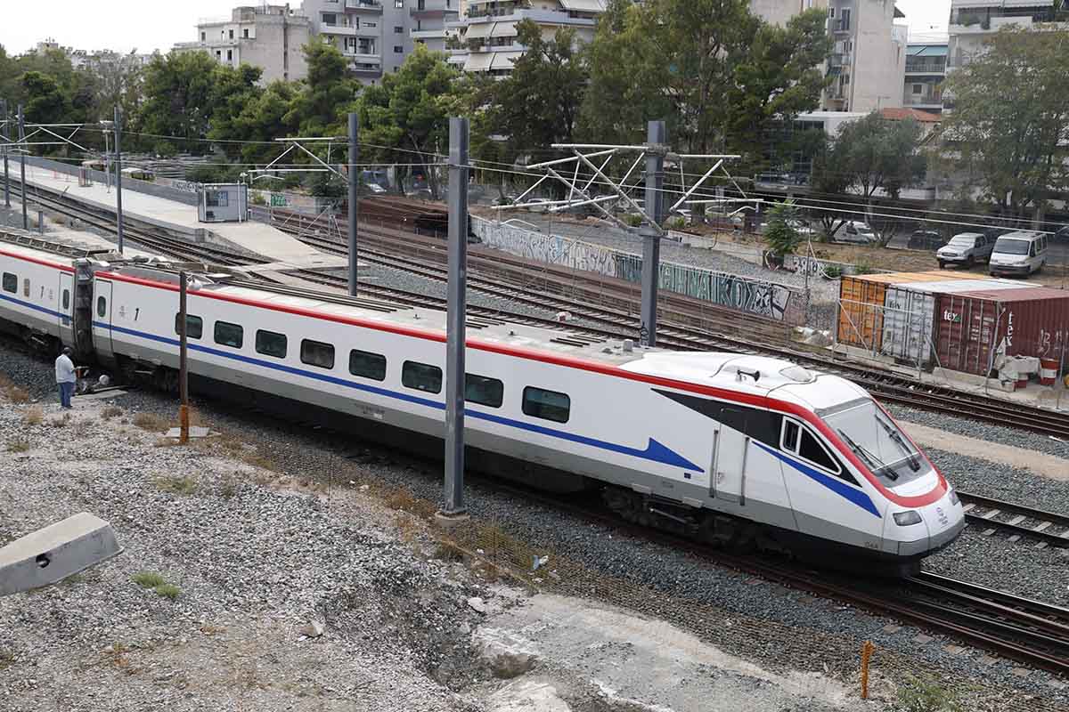 Καμπανάκι κινδύνου από τους  μηχανοδηγούς