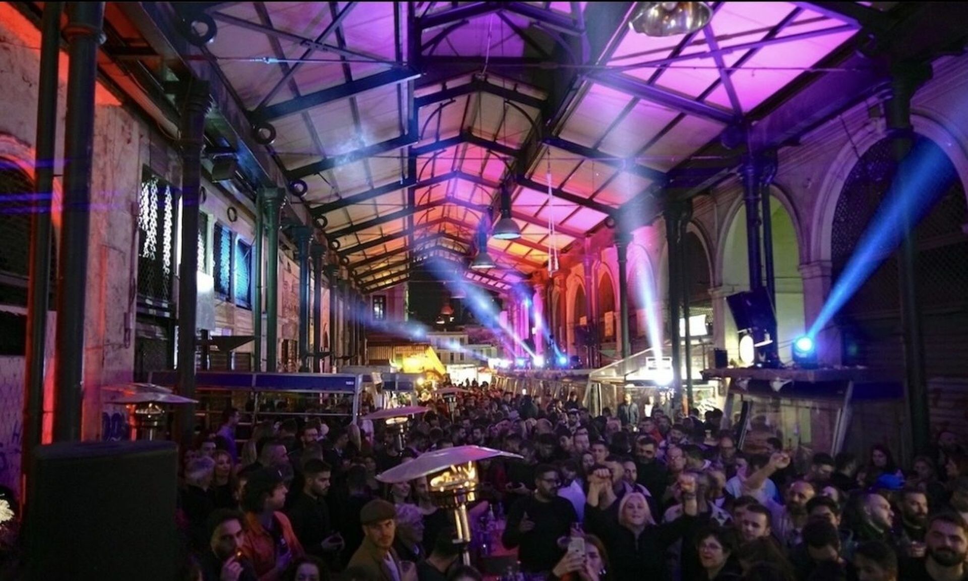Symposio Festival Κυριακή: 8 Δεκεμβρίου 2024 τραγουδάμε το κρασί