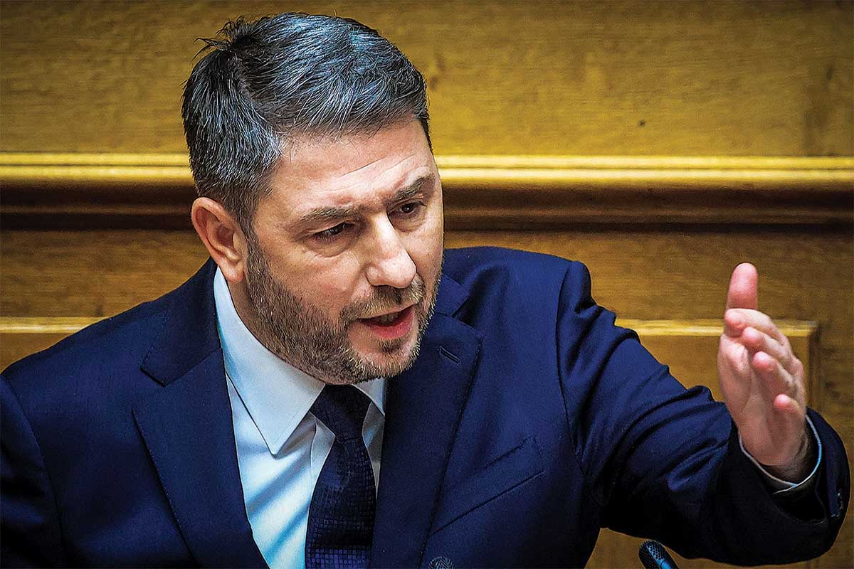Πυρά κατά της κυβέρνησης  από όλη την αντιπολίτευση