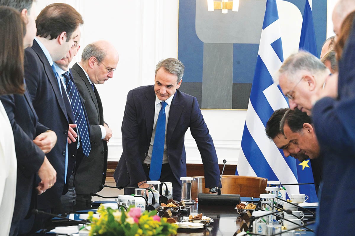 Κυβέρνηση σε κατάσταση παράλυσης!