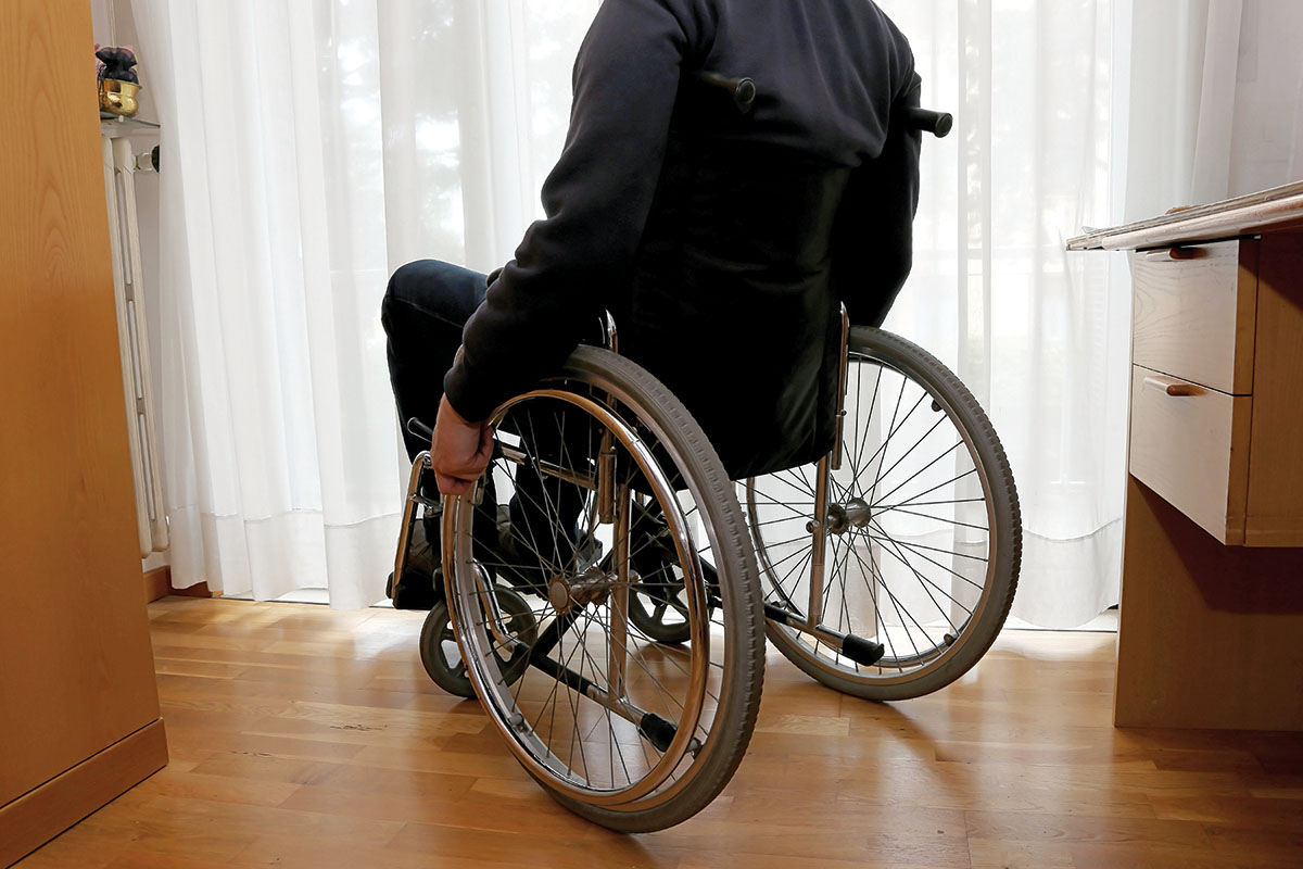 Σοκ! Τα «κοράκια» αρπάζουν σπίτι ΑμεΑ